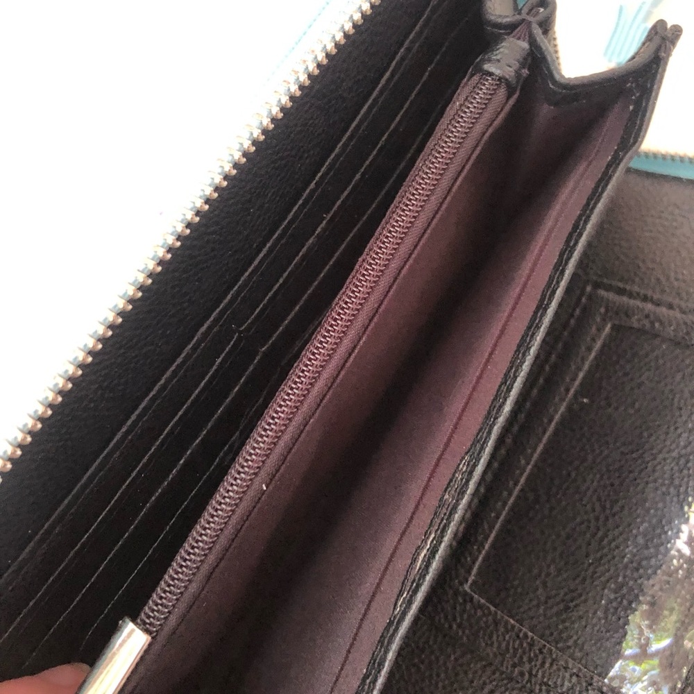 Betsey Johnson NWT Blue Bow Wallet With Wristlet - Picture 4 of 7